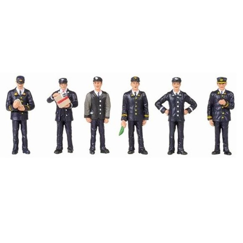 BACHMANN '60's/70's Station Staff