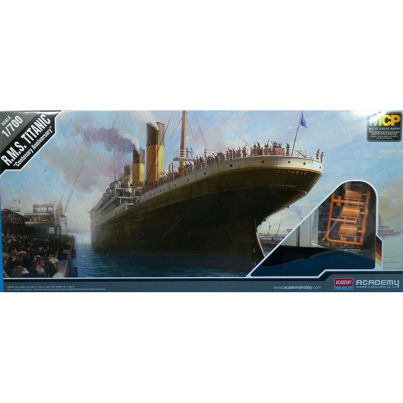 Academy 1:700 RMS Titanic Centenary Anniversary
