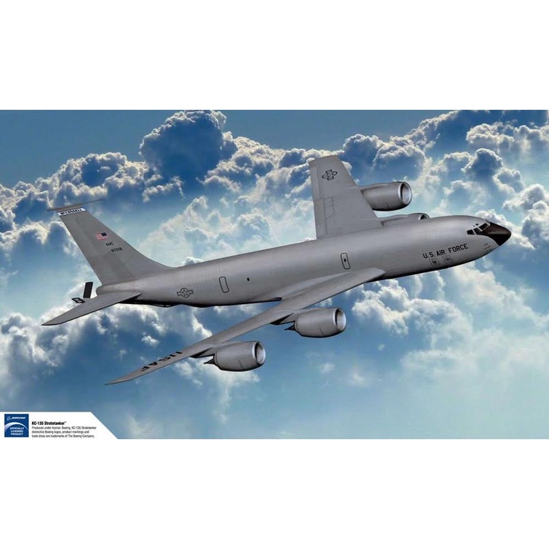 Academy 1:144 Boeing KC-135R Stratotanker