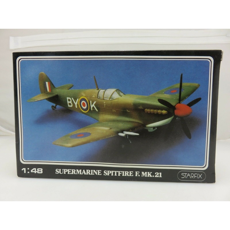 STARFIX 709/03 1/48 Supermarine Spitfire F.MK.21 Plastic Model Airplane