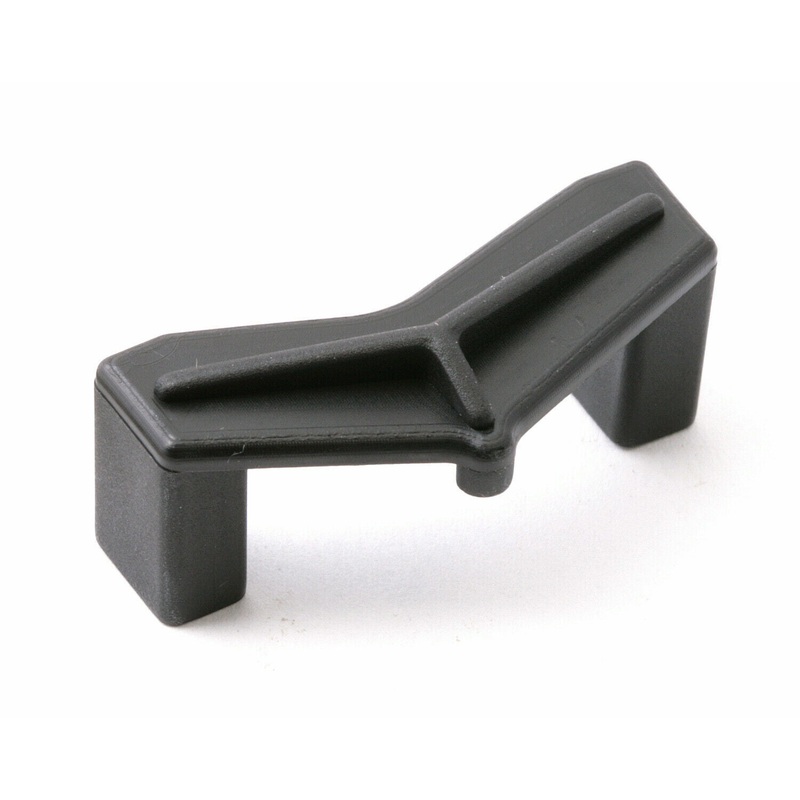 ASSOCIATED 21040 18T Servo Mount