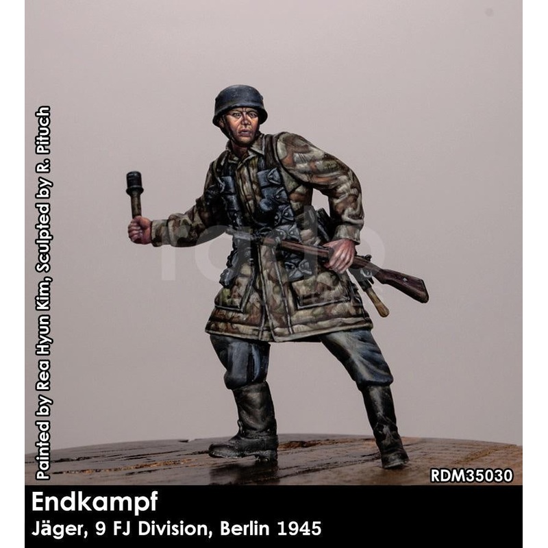 Rado - 1/35 (RDM35030) Endkampf Jaeger 9. FJ Division Berlin 1945
