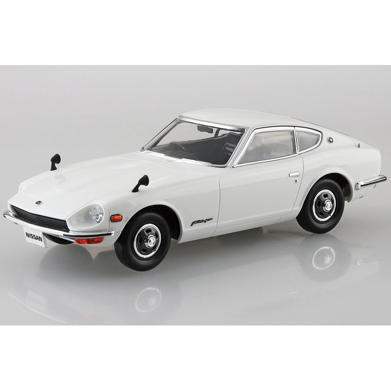 Aoshima - 1/32 Nissan S30 Fairlady Z White