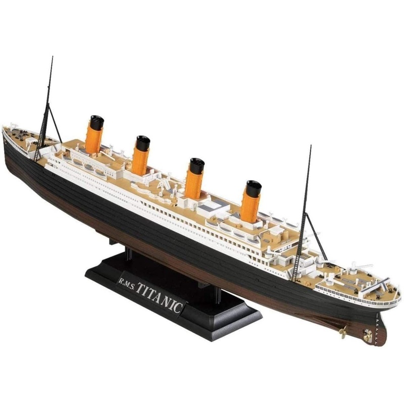 Doyusha R.M.S.Titanic w/LED